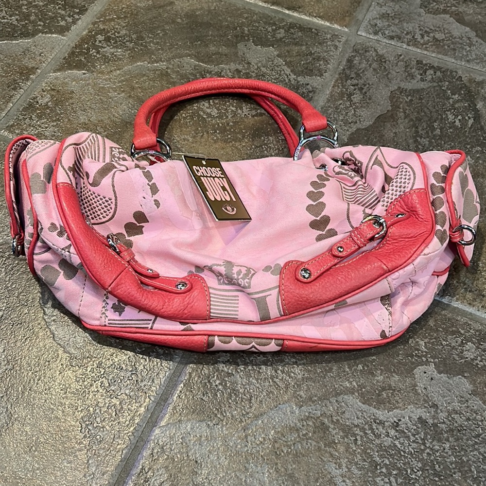 NWT vintage Juicy couture bag magnetic closure!! Perfect condition!! RARE!